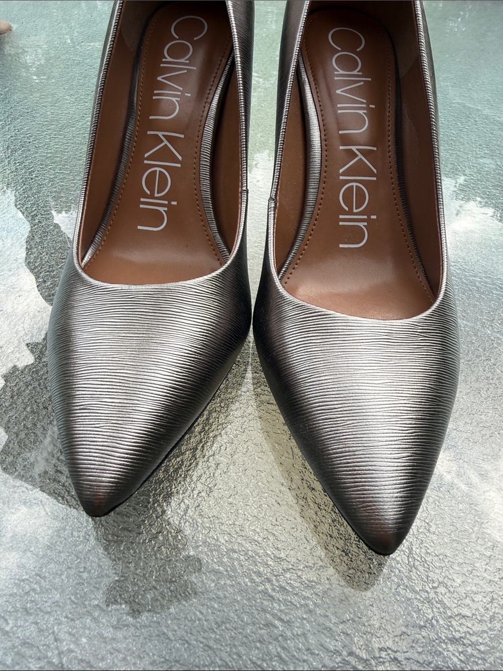 Calvin Klein Metallic Silver Pointed Pumps - never worn!!! - Picture 5 of 9
